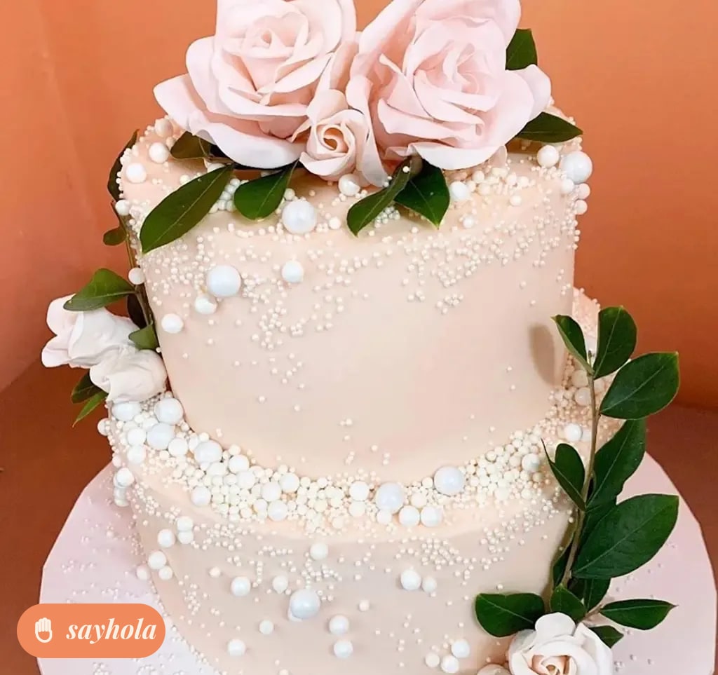 white metallic sugar pearls edible cake decoration
