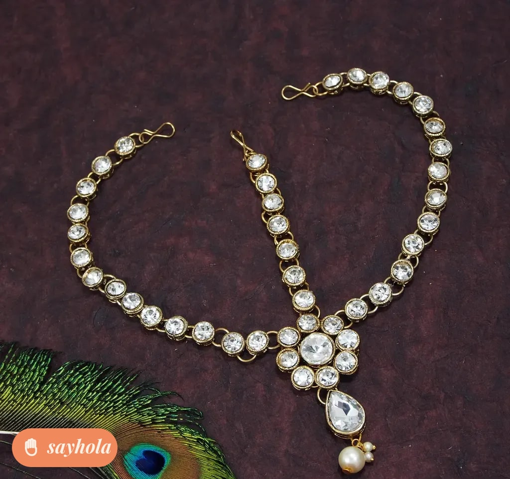 gold plated alloy chaand tika with beads